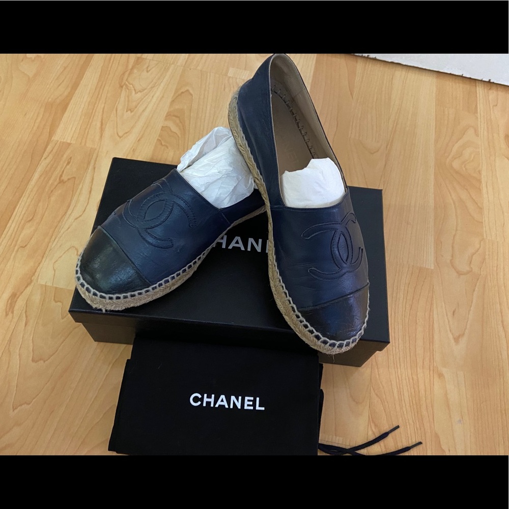 CHANEL lambskin espadrilles size 38(8)